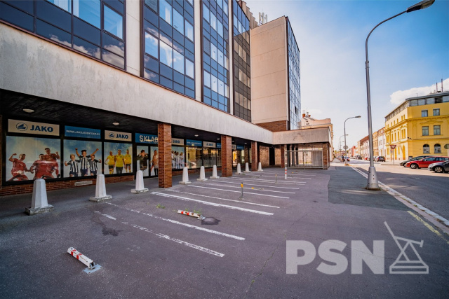 Kanceláře 20 m2 až 300 m2 v centru Hradce Králové - 7/8
