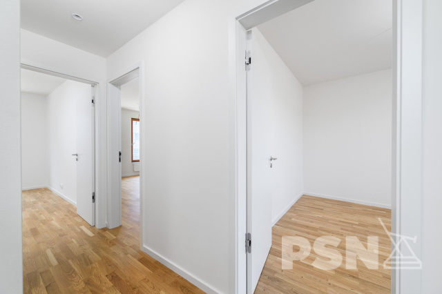 Residential unit - 5/17