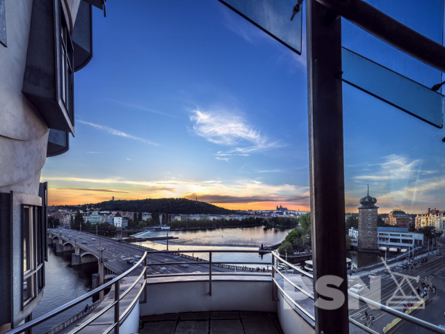 Office for rent 50m2, Praha 2 - 4/5
