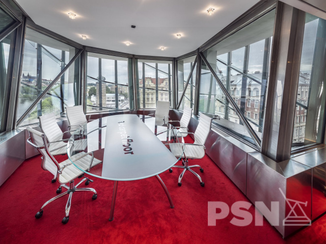 Offices with Views of the Vltava River and Prague Castle in the Iconic Dancing House Jiráskovo náměstí 6, Praha 2