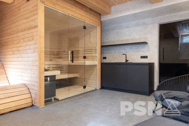 Residential unit 43 - 14/15