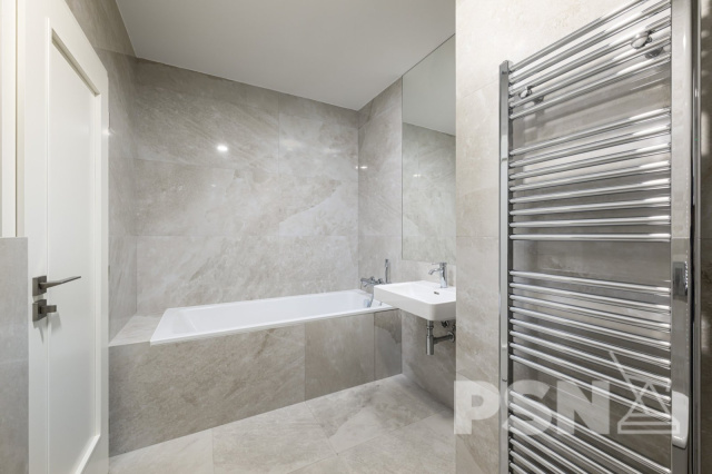 Residential unit 43 - 8/15