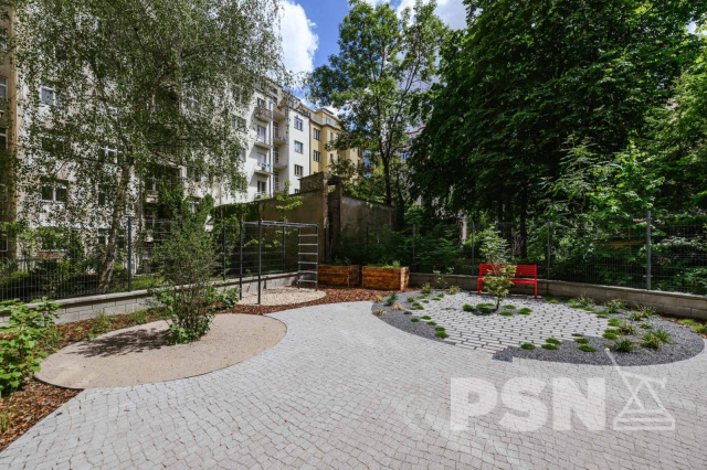 Residential unit 43 - 12/15