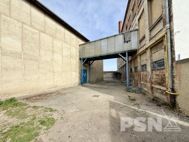 Komerční hala - Komárovské nábřeží Brno - 11/14